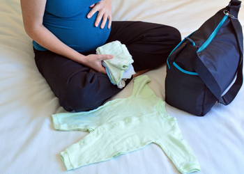 Things to Pack in Your Hospital Bag For Labor